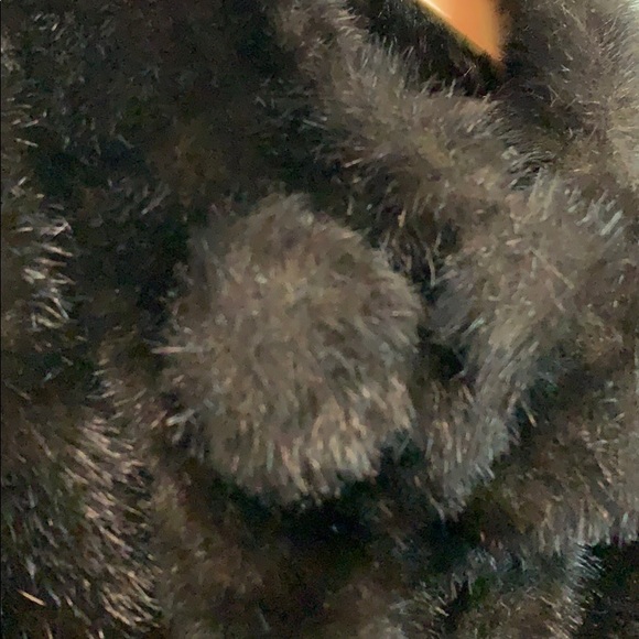 Fun faux fur with Pom Pom buttons - Picture 4 of 9